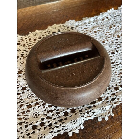 Vintage Ges-Line Tobacco Brown Melamine Plastic Ashtray With Grooved Divider - Picture 4 of 6